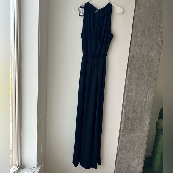 Formal navy halter dress with keyhole back - Picture 3 of 10